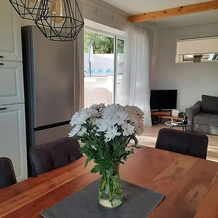 Olive Tree Village Heated Pool And Close To The Villa