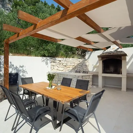 Olive Tree Village Heated Pool And Close To The Villa *