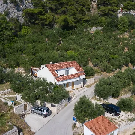 Olive Tree Village Heated Pool And Close To The *