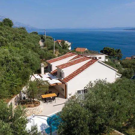 Villa Olive Tree Village Heated Pool And Close To The