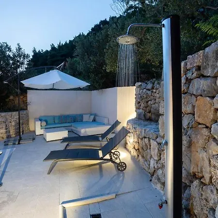 Olive Tree Village Heated Pool And Close To The * Pisak